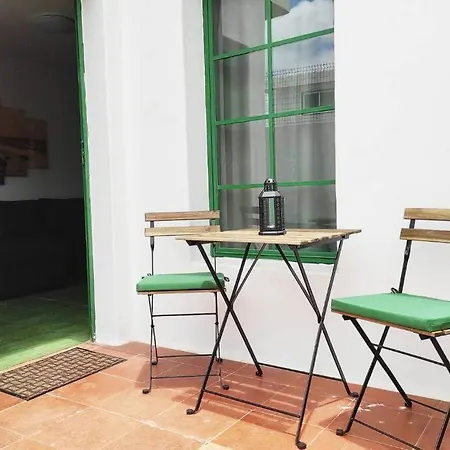 Bellaloe Apartment *